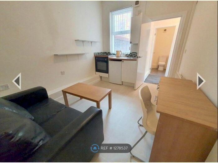 1 Bedroom Flat To Rent In Holland Street, Liverpool L7