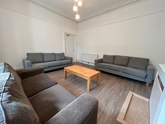 8 Bedroom Terraced House To Rent In Powderham Crescent, Exeter, EX4