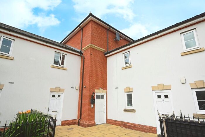 2 Bedroom Apartment For Sale In Fayrewood Drive, Great Leighs, Chelmsford, CM3