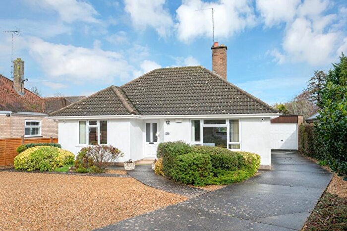 3 Bedroom Detached Bungalow For Sale In Roman Bank, Stamford, PE9