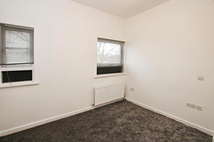 1 Bedroom Flat To Rent In Church Road- St George, BS5