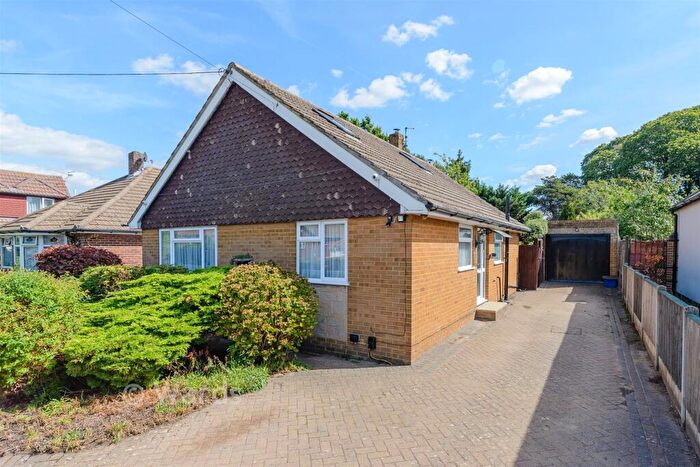 2 Bedroom Bungalow For Sale In King George Road, Walderslade, Chatham, Kent, ME5
