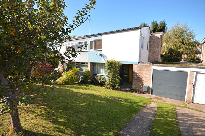 3 Bedroom Semi-Detached House For Sale In Valley Road, Wivenhoe, CO7