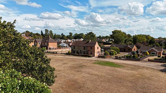 3 Bedroom Cottage For Sale In Howdale Road, Downham Market, PE38