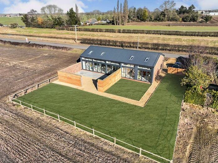 4 Bedroom Barn Conversion For Sale In Little Acre, New Barn Conversion, PE11