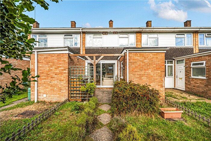 3 Bedroom Terraced House For Sale In Fairview Close, Romsey, Hampshire, SO51
