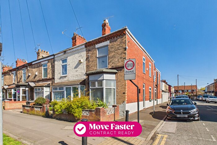 3 Bedroom End Of Terrace House For Sale In Albert Avenue, Anlaby Road, Hull, HU3
