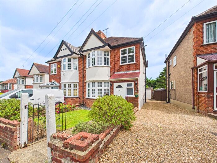 3 Bedroom Semi Detached House For Sale In Abbey Road, South Croydon, CR2