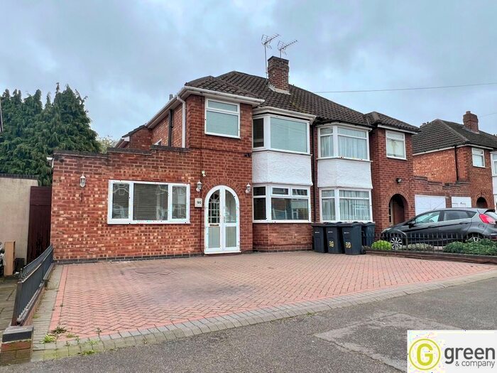 3 Bedroom Semi-Detached House To Rent In Oscott School Lane, Great Barr, B44