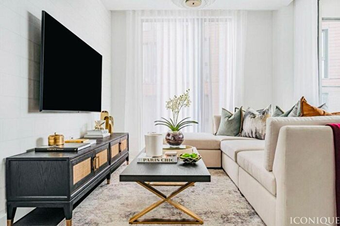 2 Bedroom Flat For Sale In Damac Tower Bondway, London, SW8