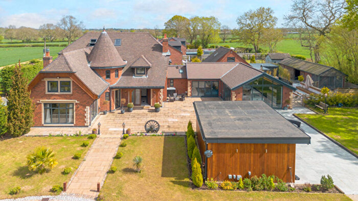 6 Bedroom Detached House For Sale In Withybrook Road Bulkington Bedworth, Warwickshire, CV12