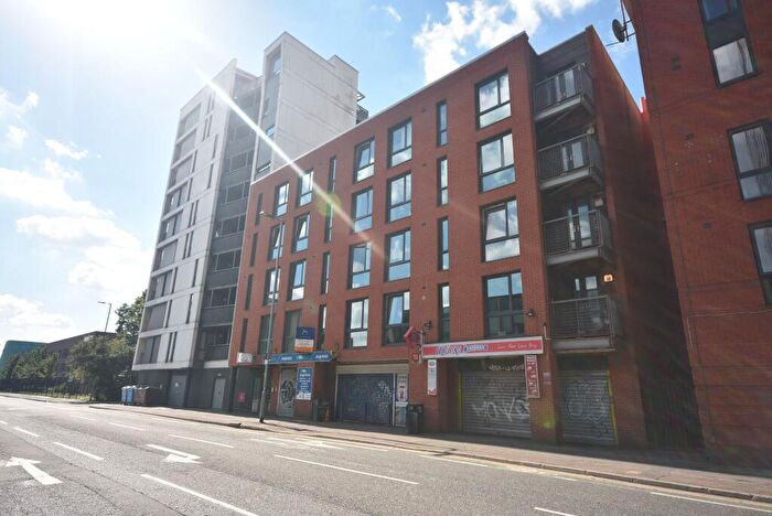 2 Bedroom Apartment To Rent In Trinity Court, Higher Cambridge Street, Manchester, M15