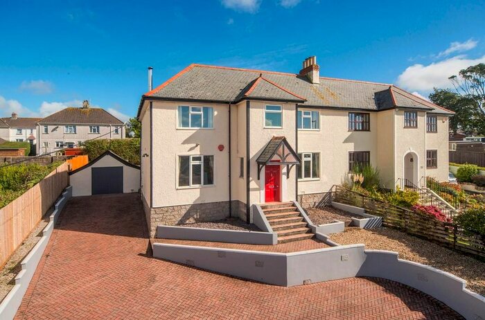 4 Bedroom Property To Rent In Trescobeas Road, Falmouth, TR11