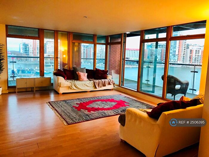 2 Bedroom Flat To Rent In Western Beach Apartments, London, E16