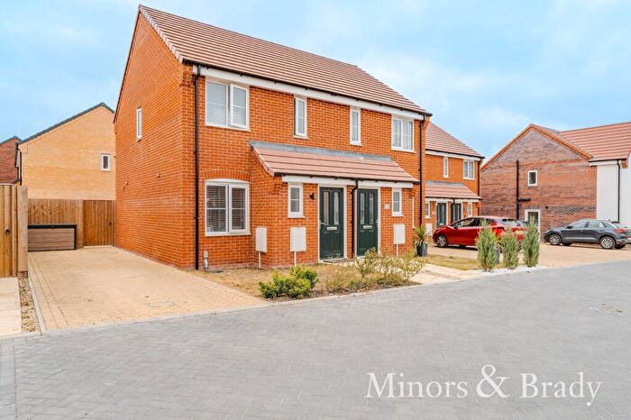 2 Bedroom Semi-Detached House To Rent In Ladys Mantle Way, Easton, NR9