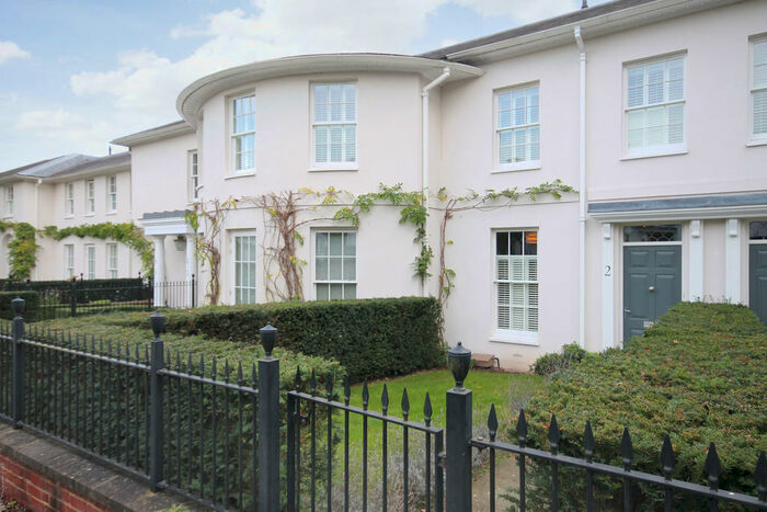 2 Bedroom Terraced House To Rent In Westhumble, RH4