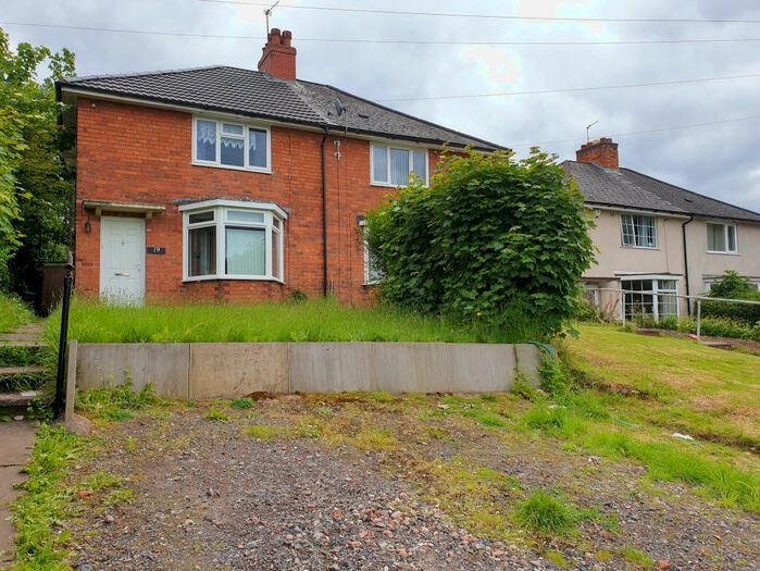 2 Bedroom Semi-Detached House To Rent In Derwent Grove, Birmingham, B30