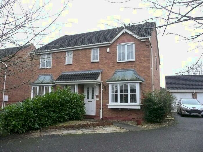 3 Bedroom Semi-Detached House To Rent In Lutterworth, LE17