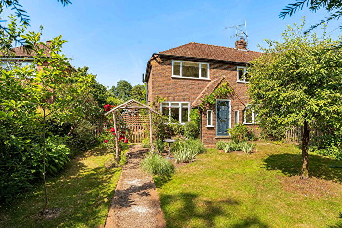 3 Bedroom Semi Detached House For Sale In Blackheath Lane, Wonersh, GU5