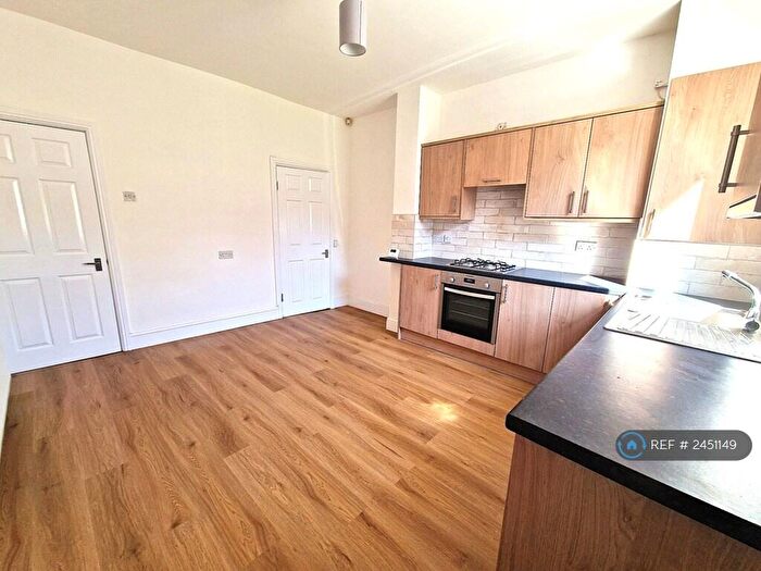4 Bedroom Terraced House To Rent In Springvale Road, Sheffield, S10