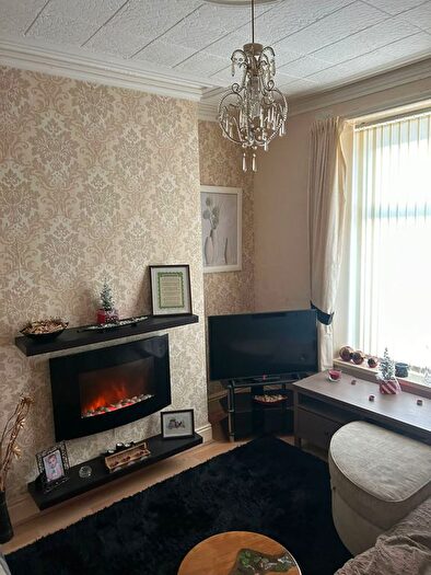 3 Bedroom Terraced House For Sale In Hindle Street, Darwen, BB3
