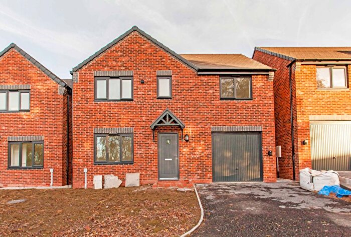 4 Bedroom Detached House To Rent In Dunholme Way, Doe Lea, S44