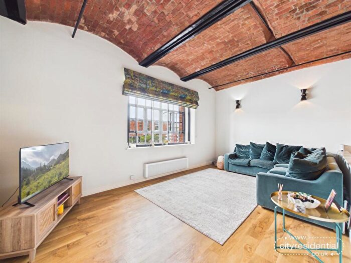 2 Bedroom Apartment For Sale In Wapping Quay, Liverpool, L3