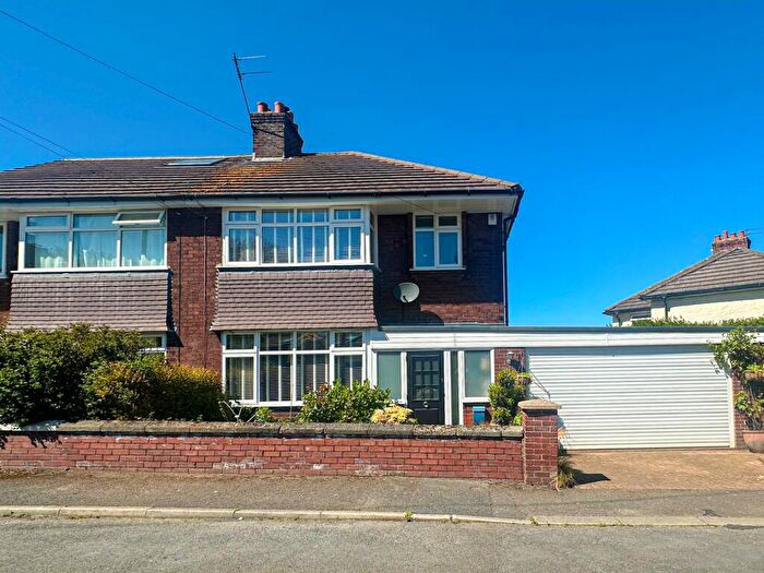 3 Bedroom Semi-Detached House For Sale In The Close, Irby, CH61