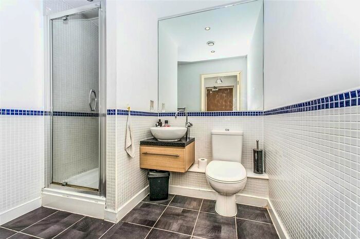 1 Bedroom Flat To Rent In Excelsior, Princess Way, Swansea, SA1
