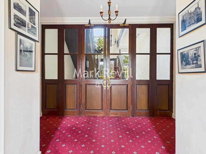 1 Bedroom Flat For Sale In Hett Close, Ardingly, RH17