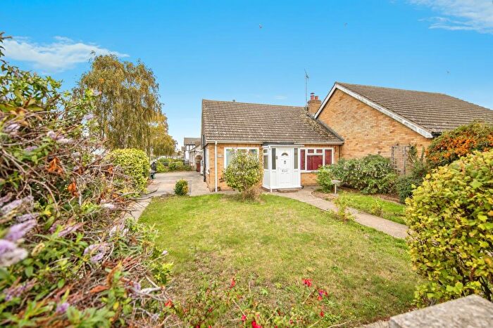 2 Bedroom Semi-Detached Bungalow For Sale In Woodrows Lane, Clacton-On-Sea, CO16