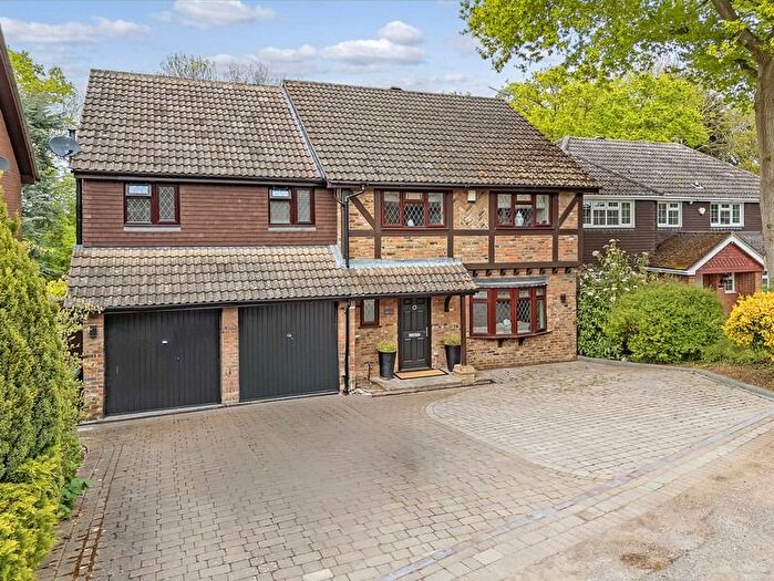 5 Bedroom Detached House For Sale In Lincefield, Langdon Hills, Basildon, Essex, SS16