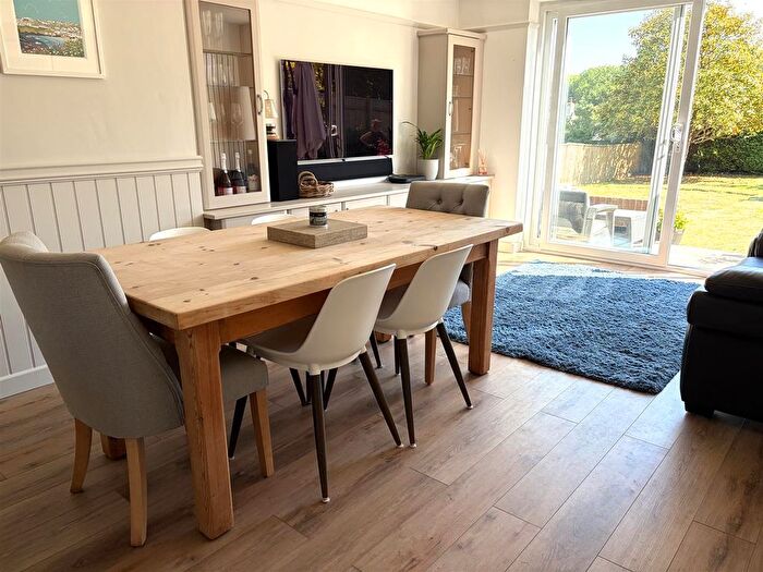 4 Bedroom Detached House For Sale In East Drove, Langton Matravers, Swanage, BH19 - Photo 3