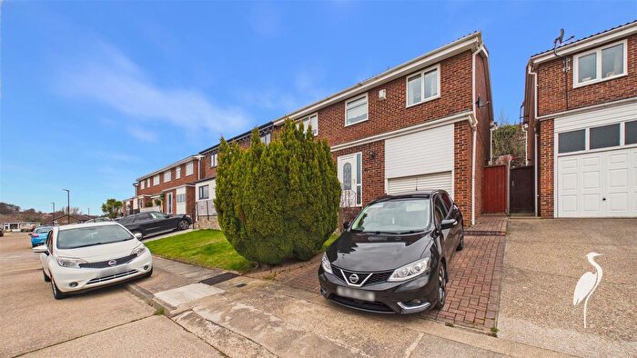 4 Bedroom Semi Detached House For Sale In Brignall Rise, Elstob Farm, Sunderland, SR3