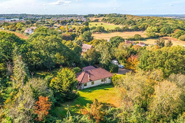 4 Bedroom Detached House For Sale In Greensward Lane, Hockley, SS5