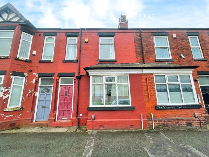 6 Bedroom Terraced House To Rent In Moseley Road, Fallowfield, M14