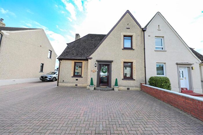 3 Bedroom Semi-Detached House For Sale In Westerlea, Leslie, Glenrothes, KY6