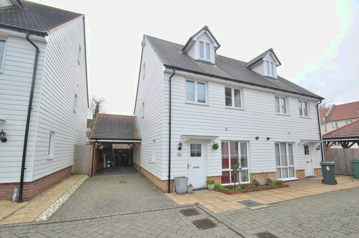 3 Bedroom Semi-Detached House To Rent In Ronald Eastwood Row, Ashford, Kent, TN23