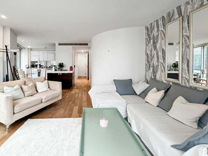 1 Bedroom Apartment For Sale In Fairmont Avenue, London, E14