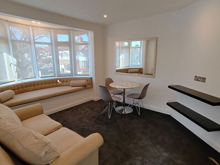 1 Bedroom Flat To Rent In Boycroft Avenue, London, NW9