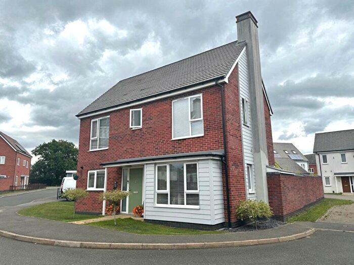 3 Bedroom Detached House For Sale In Spruce Drive, Coalville, LE67