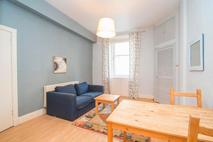 1 Bedroom Flat For Sale In / Hermand Street, Edinburgh, EH11