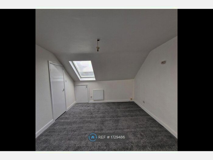 Studio To Rent In Peel Street, Hull, HU3