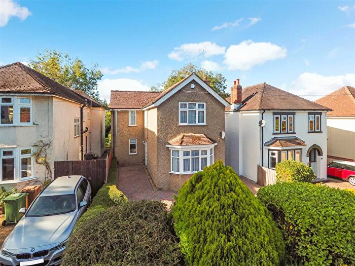 3 Bedroom Detached House For Sale In Anton Road, Andover, SP10