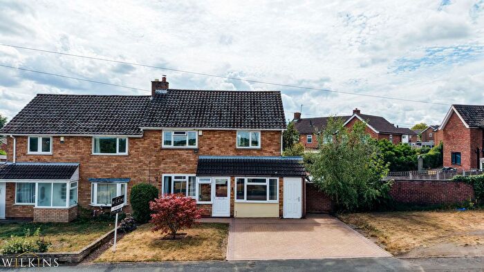 3 Bedroom Semi-Detached House For Sale In Lindridge Road, Sutton Coldfield, West Midlands, B75
