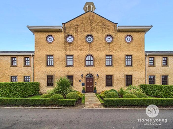 2 Bedroom Apartment For Sale In Woodfold Park, Mellor, BB2