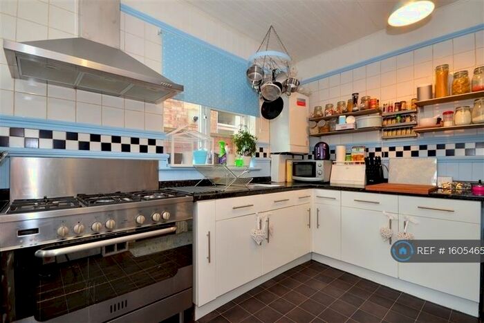2 Bedroom Flat To Rent In Katherine Road, London, E7