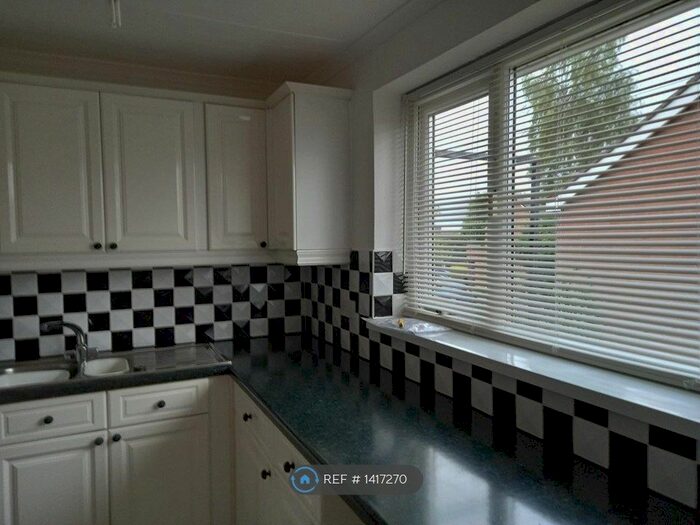 1 Bedroom Flat To Rent In Westhoughton, Bolton, BL5