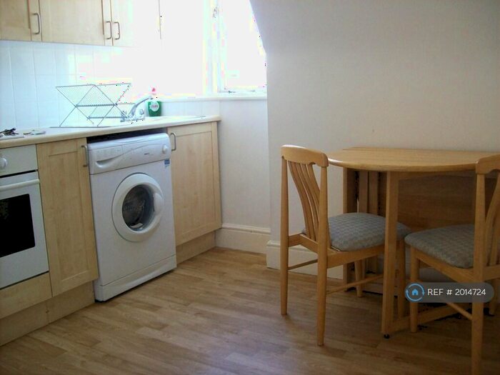 1 Bedroom Flat To Rent In Topsfield Parade, Crouch End, N8