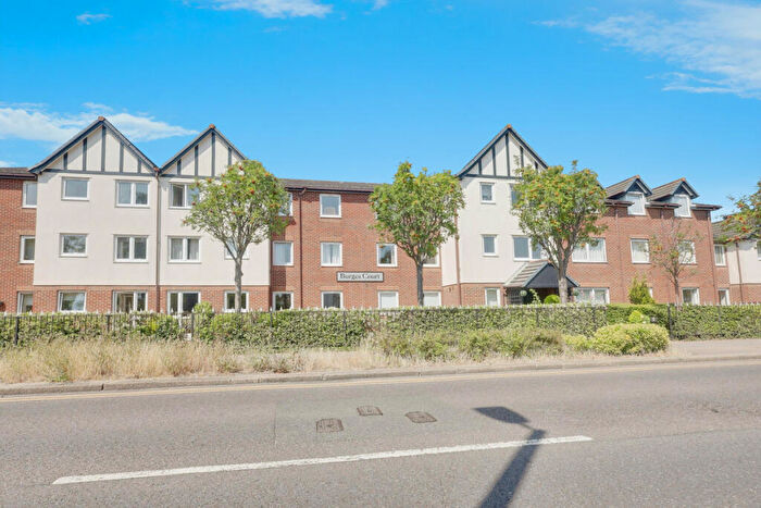 1 Bedroom Flat For Sale In Station Road, Southend-on-sea, SS1